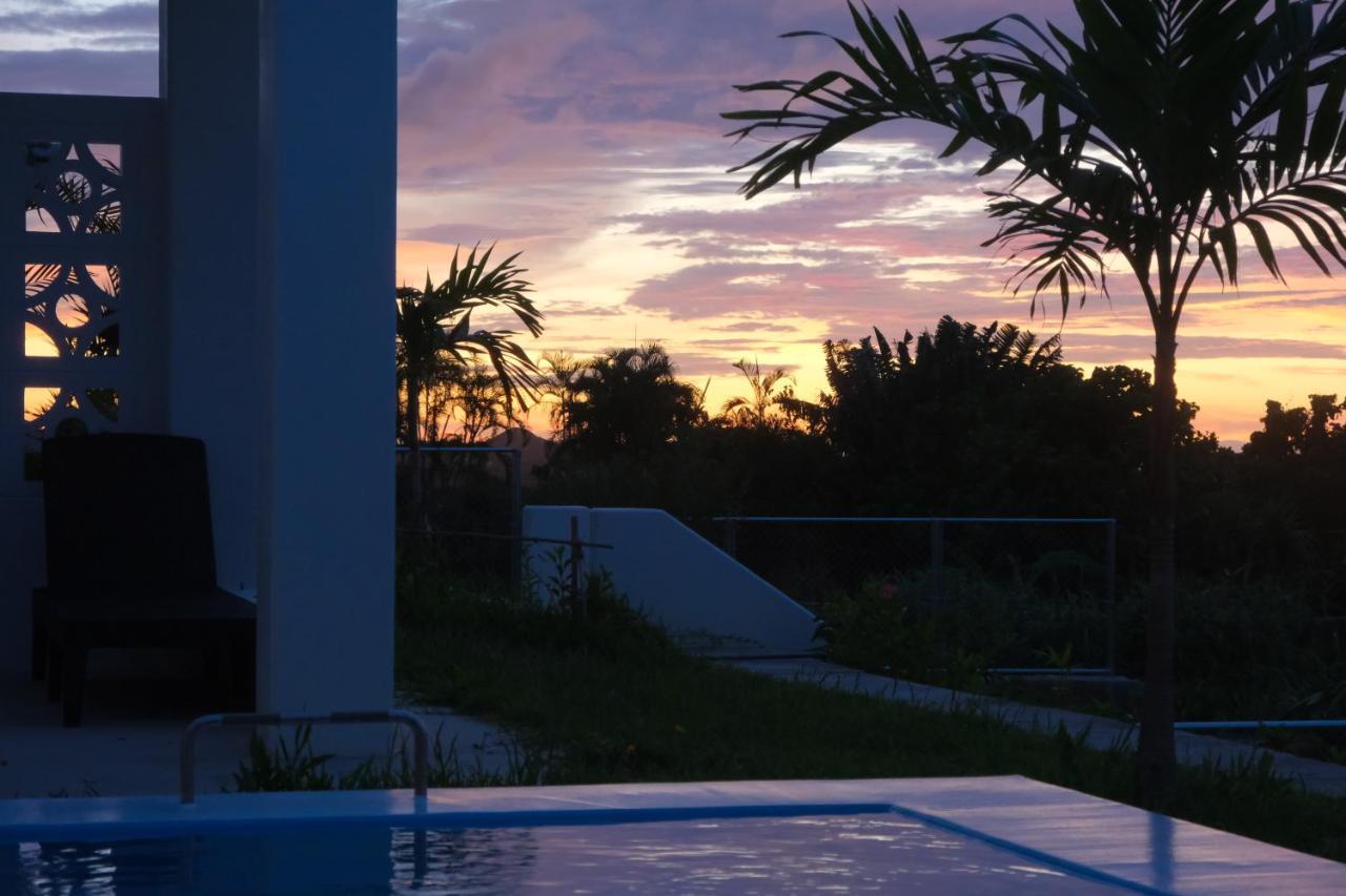 Blue Ocean Resort Ishigaki  ภายนอก รูปภาพ
